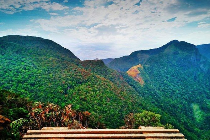 Day Tour of Nuwara Eliya - Ramboda Waterfall: a cool and dramatic first stop