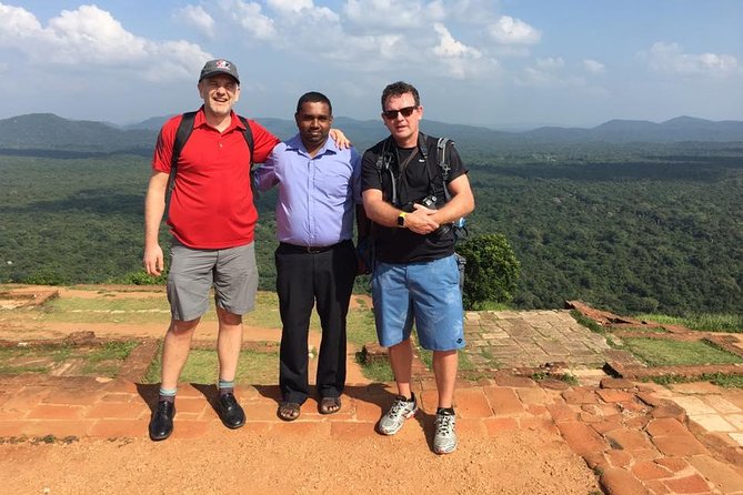 Day Trip to Sigiriya & Dambulla from Colombo - Who should book this Colombo day trip?