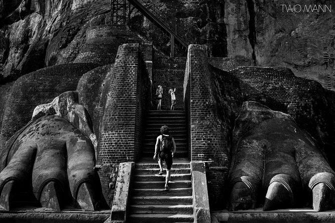 Day Trip To Sigiriya & Dambulla Temple with Free Sri Lankan Lunch - Pidurangala is a bonus, not a promise