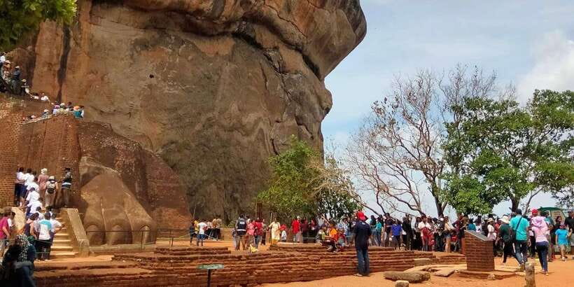 Day Trips from Kandy to Sigiriya with Village Experiences - Who should book this Kandy day trip?