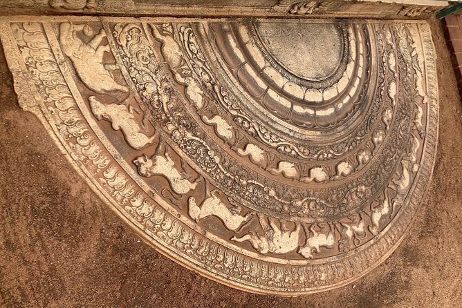Delve Into Ancient Anuradhapura with Optional Visit to Mihintale - Ancient bathing and medical facilities show practical skill