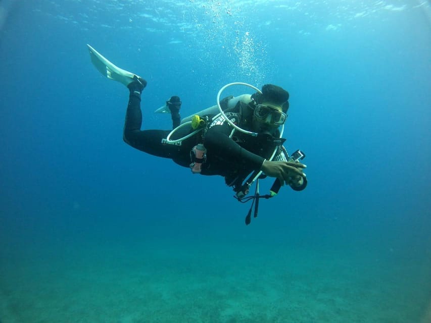 Discover Scuba Diving : Hikkaduwa : Scuba Diving - Should you book it?