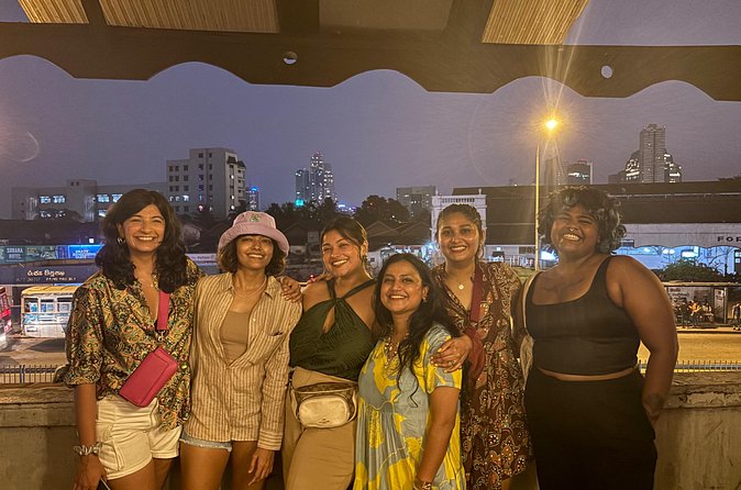 Dodgy Bar Tour in Colombo - The pace, timing, and physical side