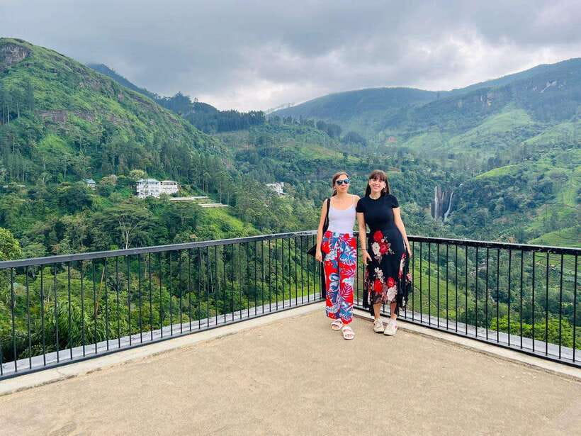 Ella Day Tour from Kandy with tea factory - Nine Arch Bridge and the timing of a train