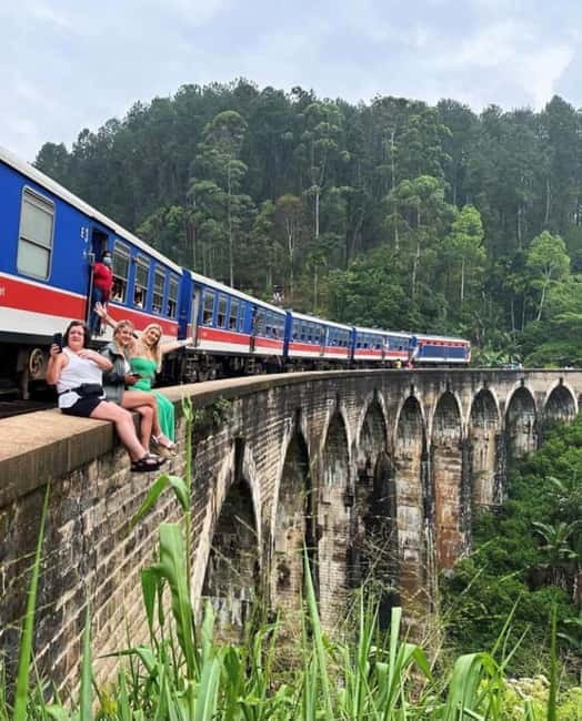 Ella Rock, 9 Arch, Little Adams Peak, & Waterfall Tour