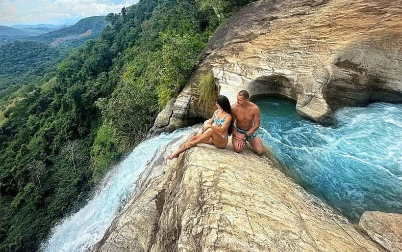 Ella: Ravana and Upper Diyaluma Falls Guided Tour - Why this waterfall pairing works