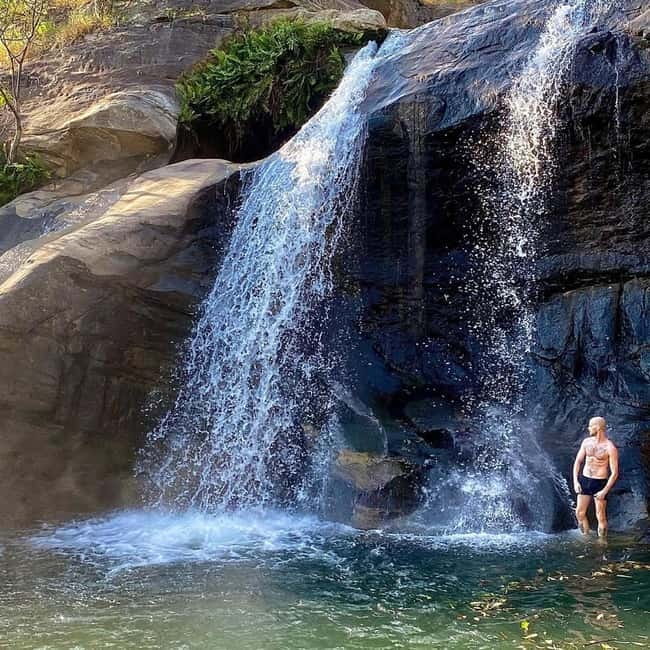 Ella: Ravana and Upper Diyaluma Falls Guided Tour - Upper Diyaluma’s pools and valley views