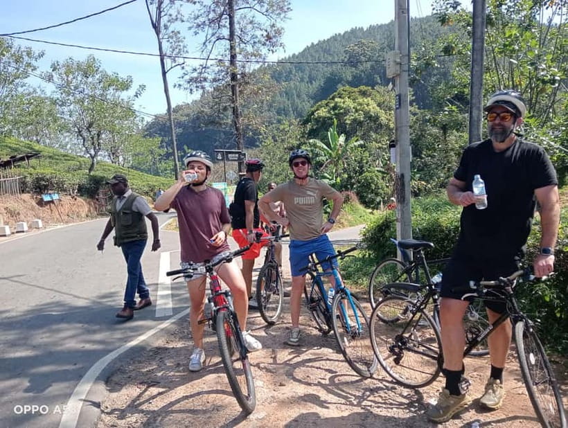 Ella, Sri Lanka Cycle Zone Bike Tour - The Guides Make the Difference