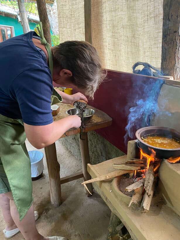 Ella Sri Lanka : Mom's Kitchen Cooking class - Price, timing, and who gets the best value