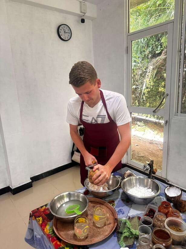 Ella: Sri Lankan Authentic Cooking expirience - The coconut work is a highlight