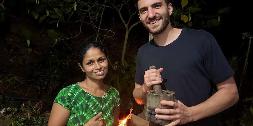 Ella: Sri Lankan Cooking Class with Neranji at Homestay - A real Sri Lankan kitchen in Ella