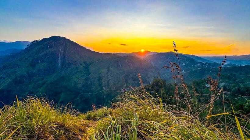 Ella: Sunset Tuk Tuk Tour with Little Adam's Peak Hike - Who should book this Ella sunset tour?