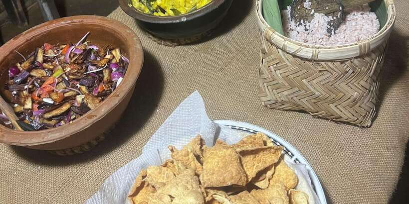 Ella: Traditional Sri Lankan Cooking Class - A shared kitchen, not an individual workstation