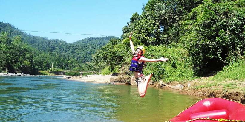 Exclusive Kitulgala: Whitewater Rafting with Lunch - Gear, briefing, and the first run