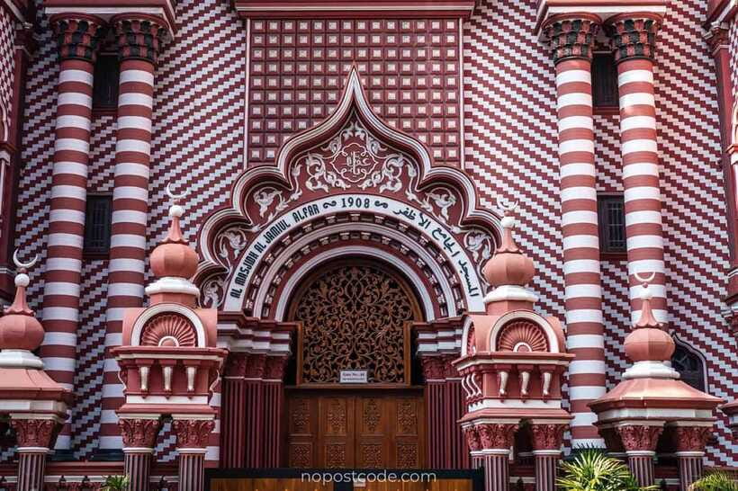 Explore The Colombo City by Private Tuk Tuk or Car - Independence Square and Colombo’s formal side
