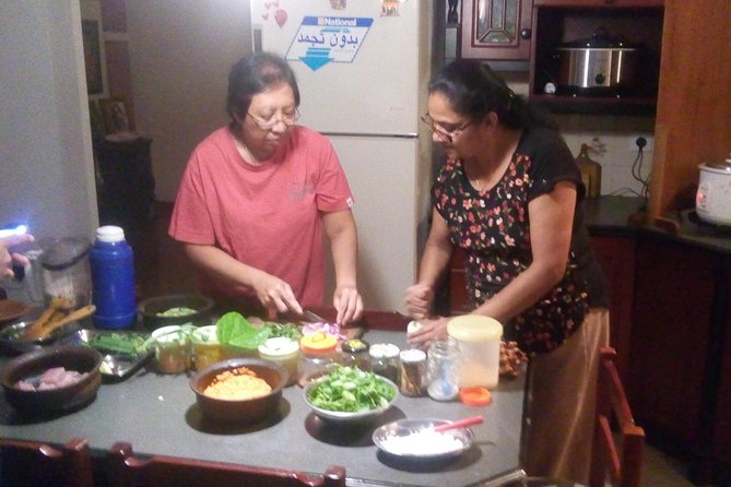 Flavours of Sri Lanka - Learning the spice base behind Sri Lankan curries
