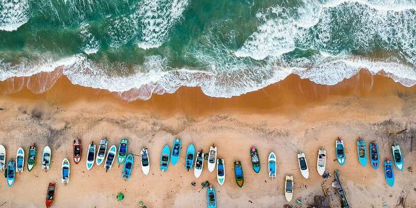 From Colombo to Galle Fort and Jungle Beach Day Trip - Kalutara Temple and the first look at local faith