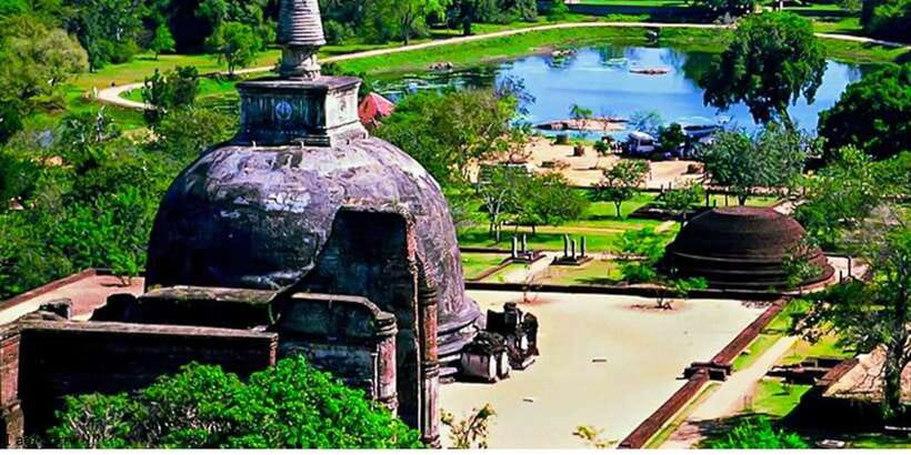 From Dambulla/ Sigiriya: Ancient City of Polonnaruwa by Bike - The 8:00 pickup from Dambulla, Sigiriya, Habarana, or Kandalama