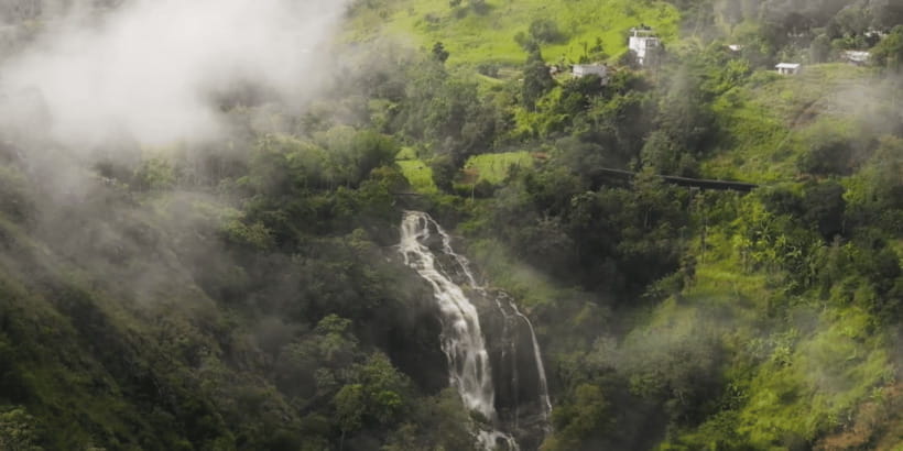 From Ella- All inclusive Day Trip of 8 Iconic Sights & Train - Ella Rock is the serious hike