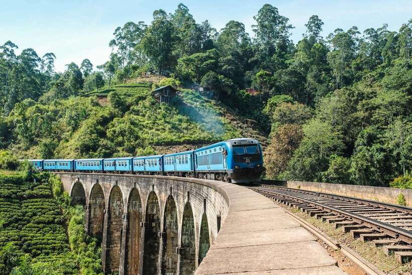 From Galle/Hikkaduwa/Mirissa: Day Trip to Experience Ella - Ravana Falls, roadside drama with a practical catch