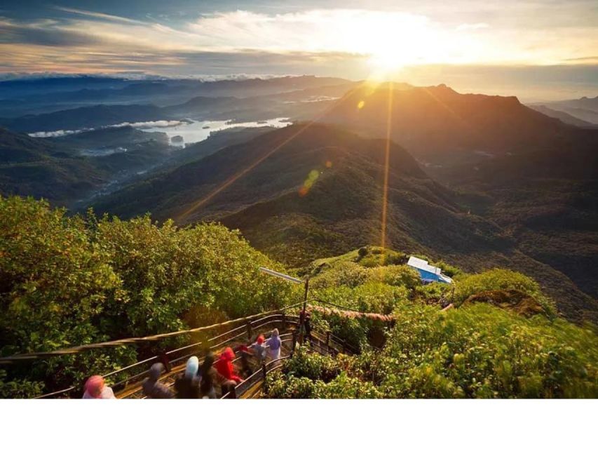 From Kandy: All Inclusive Adams Peak Epic Guided Hike - The 2,243-meter climb