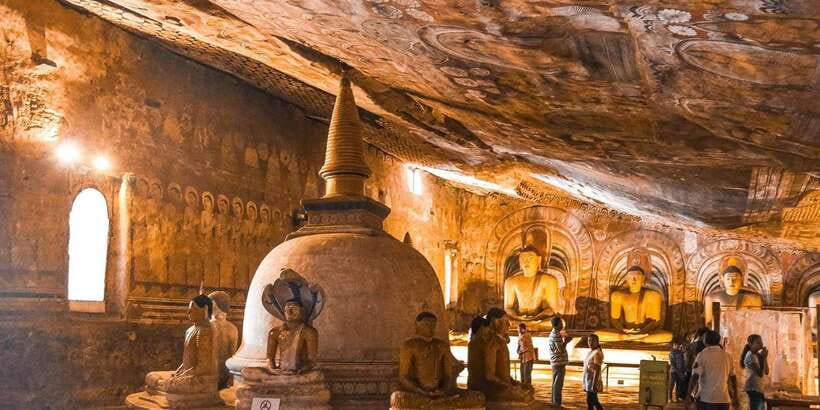 From Kandy: Sigiriya, Dambulla and Minneriya Private Tour - Climbing Sigiriya Rock Fortress