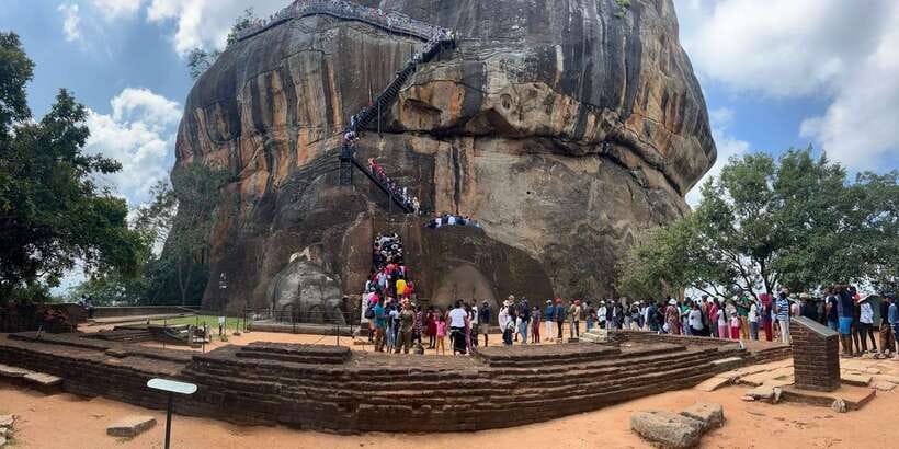 From Kandy: Sigiriya, Dambulla and Minneriya Private Tour - Lunch and the cooking class