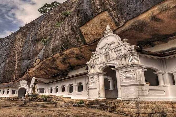 From Sigiriya to Kandy Transfer by Private Comfortable Car - Who should book this transfer?