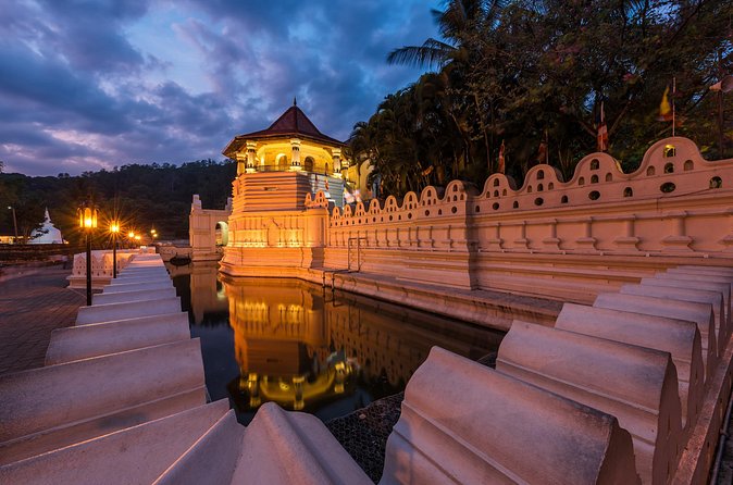 From Sigiriya to Kandy Transfer by Private Comfortable Car - Booking times and cancellation details