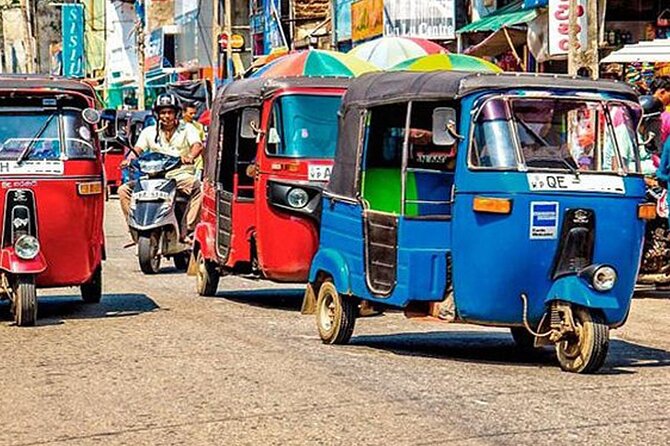 Galle City Sightseeing Tour by Tuk Tuk - Starting inside Galle Dutch Fort