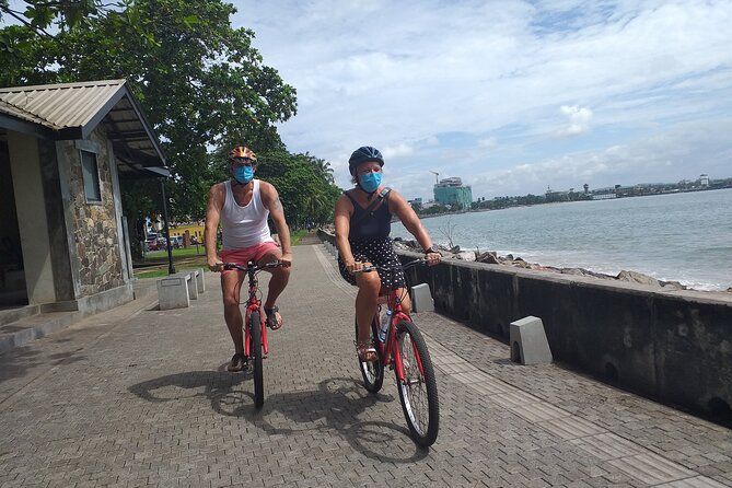 Galle Fort and City Cycling Tour - Choice of E-Bike or Manual - Flag Rock and the old signal system