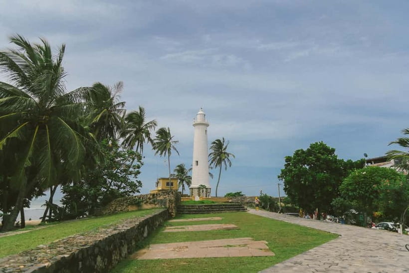 Galle Fort, Bentota, Hikkaduwa Beach: Day Tour from Colombo - A quick look at Sri Lanka’s stilt fishermen