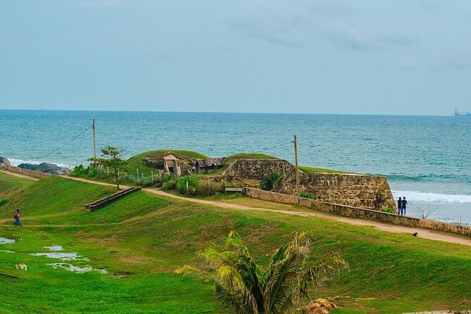 Galle Fort Tour - Entering Galle Fort after Portuguese and Dutch rule