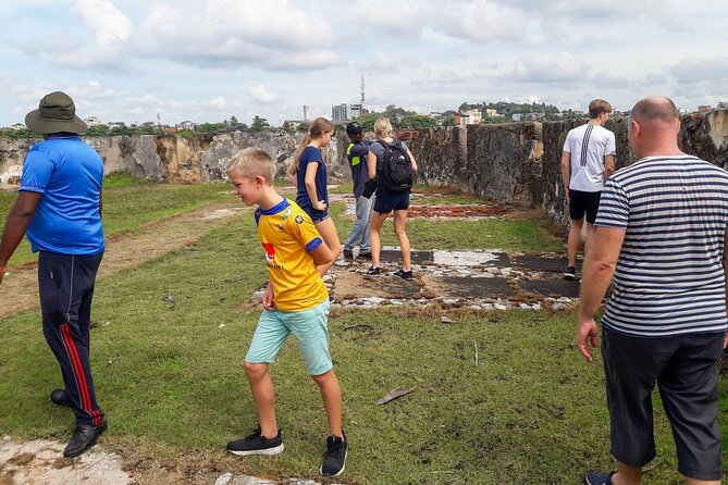 Galle Fort Walk with a Local - Why a local walk helps you read Galle Fort