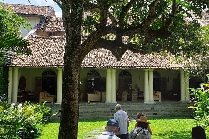 Galle Fort Walk with Glamorous Stories - Start at Flag Rock, where Galle’s story opens to the sea