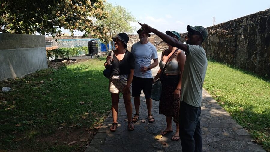 Galle Fort Walking tour - Lighthouse, Flag Rock, and the ocean side