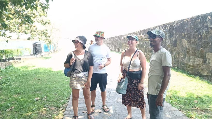 Galle Fortt Guided Walking Tour with a Local - What the $15 price delivers