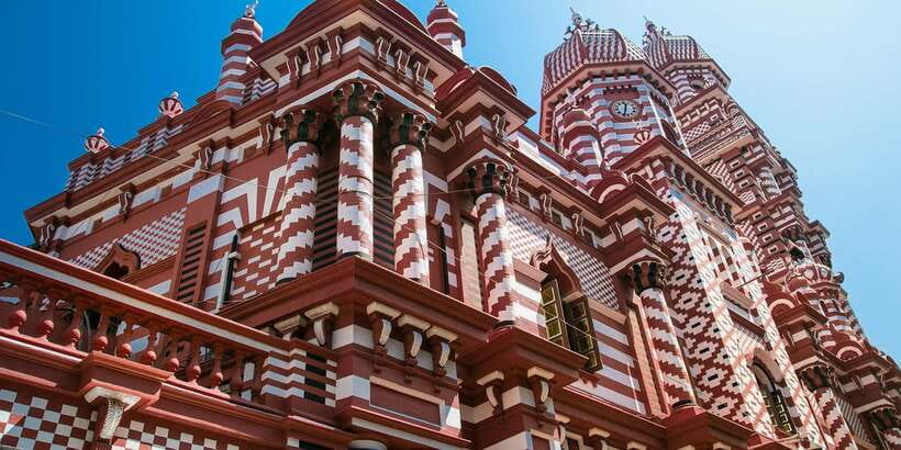 Guided Colombo Half-Day City Tour - A breather at Viharamahadevi Park