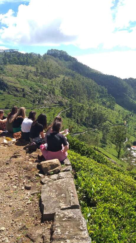 Haputale:Glorious Tuk Tuk Ride to Lipton'sSeat & Tea Factory - Trying the work of a tea plucker