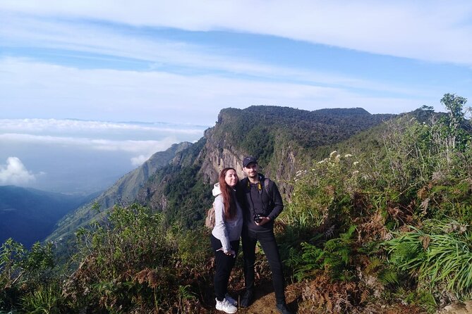 Horton Plains-World's End Tour From Nuwaraeliya - Walking the Horton Plains circuit