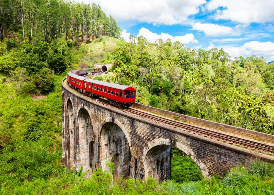 Kandy: 4-Day Sri Lanka Full Circle Private Tour To Colombo - A huge Sri Lankan circuit for $695