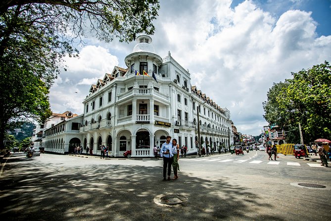 Kandy City Day Tour with a verified tour guide - Kandyan Cultural Centre: traditional dance in an hour