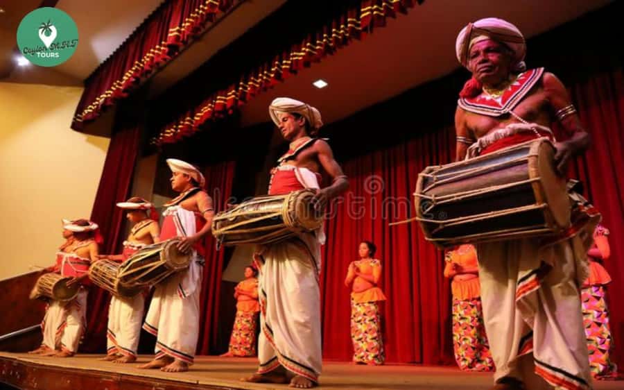 Kandy: City Explore with Local Guide By Tuk Tuk - Weather, clothing, and physical demands