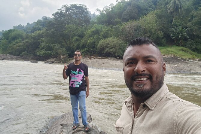 Kandy City Tour by Tuk Tuk with sana - Asgiriya Maha Viharaya and Bahiravokanda Buddha Statue