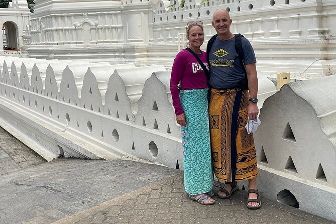 Kandy City Tour by Tuk Tuk with sana - Kandy View Point: a quick look over the city