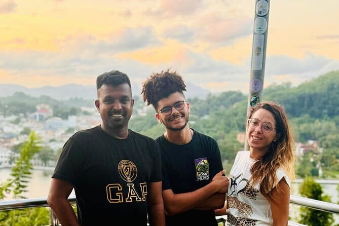 Kandy City Tour with Ambuluwawa by Tuk Tuk - Why Ambuluwawa makes this Kandy tour different