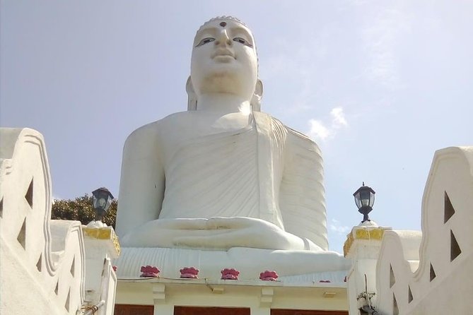 Kandy City Tour with Mahaweli - Precious stones, batik, and woodcraft