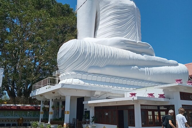 Kandy City Tour with Tuk-Tuk Private Experience - Kandy View Point and Bahirawakanda Temple