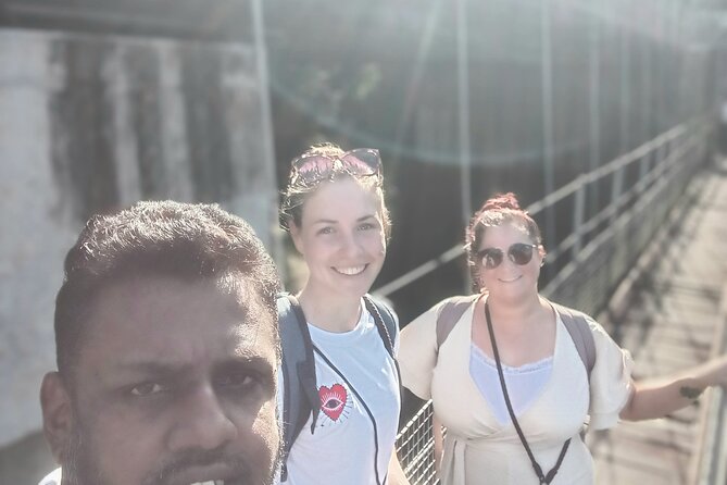 Kandy City Tour with Tuk-Tuk Private Experience - Two hours at Royal Botanic Gardens Peradeniya
