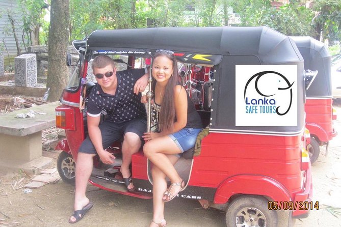 Kandy City Tuk Tuk guide Tour full Day - Why a tuk tuk works well in Kandy